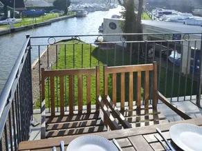Solace Lodge - Image 2