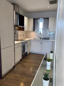 Birmingham City Centre Luxury Balcony Penthouse - Image 3