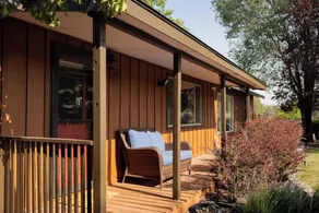 Smith Rock Base Camp Sleeps 6 - Image 2