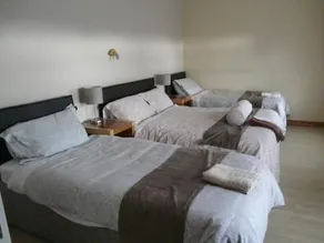 The Country Roads Inn - Image 2