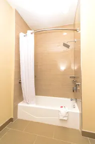 Econo Lodge Inn & Suites East Houston I-10 - Image 2