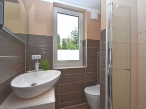 Cozy Holiday Home in Friedrichshöhe With Private Terrace - Image 5