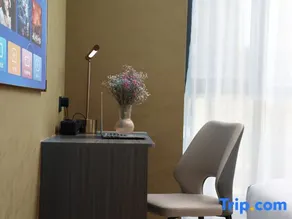 moyundanqing Designer Hotel - Image 3