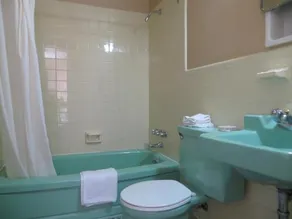Riverview Motel - Image 3