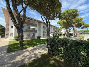 Residence Garden - Image 2