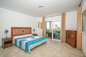 Villa India Iii - Image 2