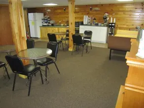 Bishop's Motel - Image 5