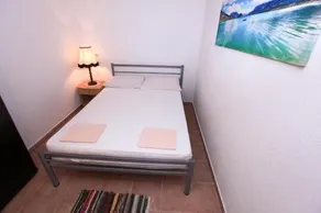 Robinson Dora - Image 3