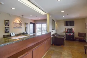 Birch Hill Suites Clarksville-Louisville North - Image 2