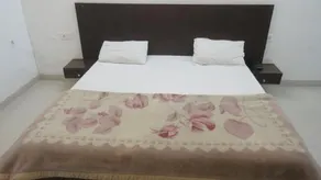 Hotel Satyartha - Image 4