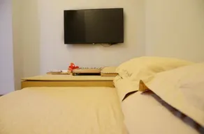 Wang Hong Ding Zhi Zhai Ju Homestay - Image 3