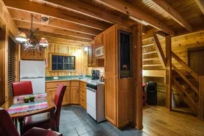 Still Point Cabin - Image 2