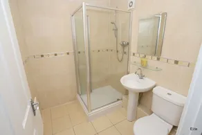 Beautiful 2-bed Sea Front House in Seaham - Image 3