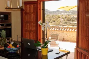 Beautiful 4-Bed House in Campo de Ricote - Image 2