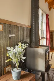 StayAU Sunset Cottage 2BR Farm Retreat - Image 3