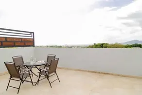 Penthouse Apartment @ Malachi - Image 3