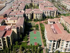 Bluebird Suites in Irvine - Image 2