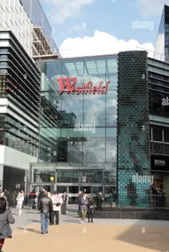 Uppamost Luxury Home London - Image 5