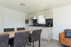Energy neutral and sustainable chalet 10 minutes from the Oosterschelde - Image 3