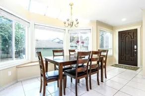 Maple Guesthouse - Image 4