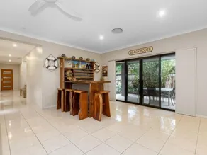 Black Rock Beach House With Pool - Image 3