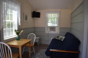 Hathaways Guest Cottages - Image 2