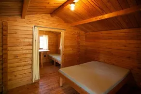 Fremont Jellystone Park Cabin 8 - Image 4