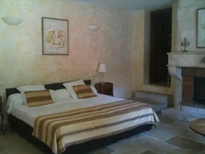 Hostellerie De La Fuste Valensole - Image 4