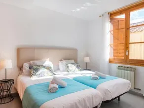 Mediterranean Town House - Image 5