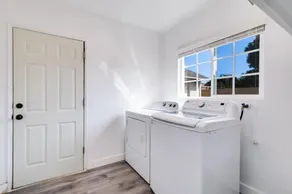 Modern Home Family Fun Hub Getaway Billiards By Zen Living Short Term Rental - Image 5