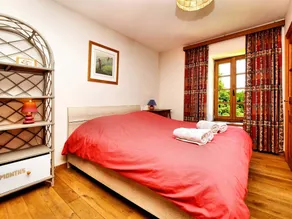 Magnificent Holiday Home in Baronville with Heated Pool & Billiards - Image 2