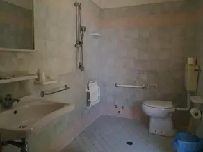 Hotel Kitty - Image 4
