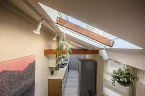 Quirky Downtown Loft - Image 2