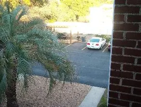 Pippin Drake Guest House - Image 1