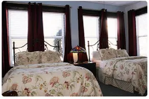 Ruebel Hotel - Image 4