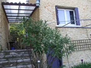 House With in Les Angles With Pool Access Enclosed Garde - Image 3