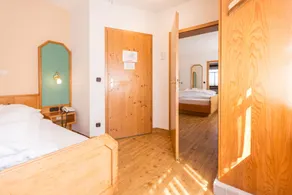 Hotel Fränkischer Hof GmbH - Image 2