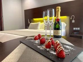 Hotel Turia Granada - Image 4