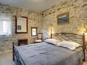 Holiday Home in Rojnici with Private Pool - Image 3