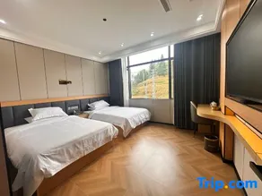 Zhenxiong Yujing Hotel - Image 3