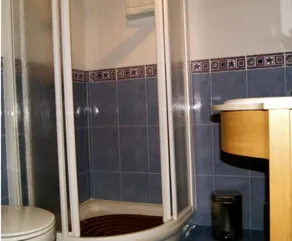 Apartamentos El Castanar - Image 3