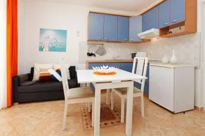 Apartments Villa Adria Bol - Image 3