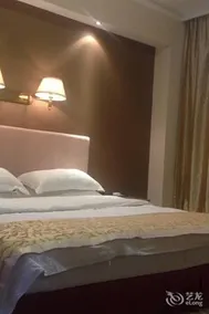 Yurong Shanzhuang Hotel - Image 4