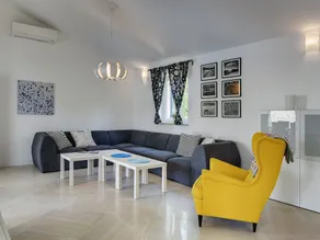 Comfortable Villa With Private Swimming Pool, Table Football, Near Labin - Image 2
