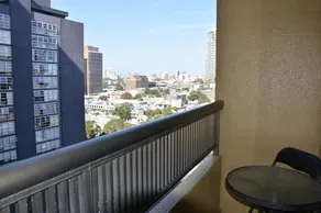 Hyde Park Plaza Furnished Studio - Image 5