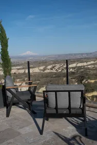 Elit Cave Suites - Image 5
