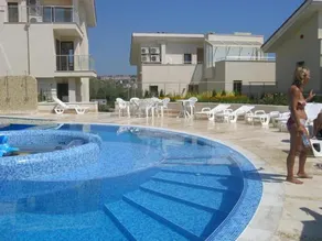 Sunvillage 17 - Image 2