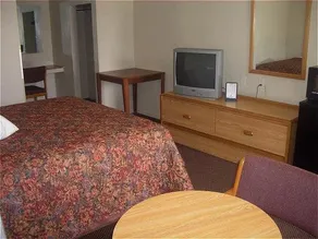 Benton Relax Inn - Image 4
