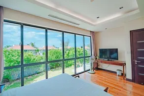 Oasis Villa - Image 3