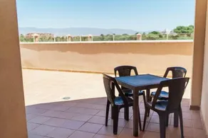 Apartamentos H3 Laguna Playa - Image 4
